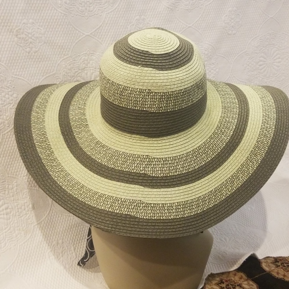 Sun hat - Picture 2 of 3